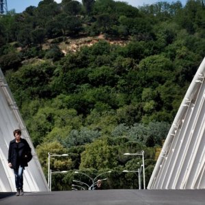 Miele: una suggestiva immagine di Jasmine Trinca tratta dal film