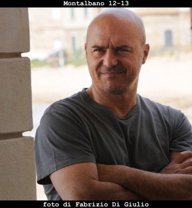 Il commissario Montalbano: Luca Zingaretti nell'episodio Una lama di luce