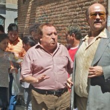 Torrente - Il braccio idiota della legge: il protagonista Santiago Segura insieme a Fernando Esteso in una scena del film