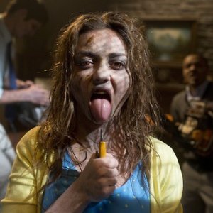 Scary Movie 5: una sequenza della parodia dei film horror