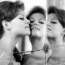 Claudia Cardinale: ritratto di una diva specchio