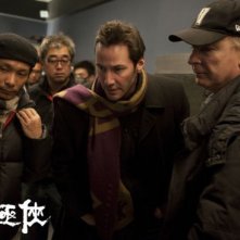 Man of Tai Chi: Keanu Reeves circondato dalla sua crew