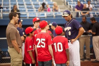 Home Run: Scott Elrod interpreta un giocatore di baseball con problemi di tossicodipendenza
