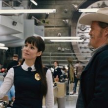 R.I.P.D.: Jeff Bridges insieme a Ryan Reynolds e Mary-Louise Parker in una scena del poliziesco fantasy