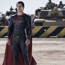 Un Immagine Di Henry Cavill Nei Panni Di Superman In L Uomo D Acciaio 272414