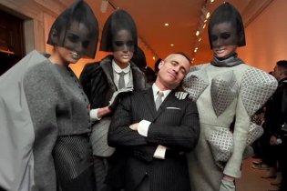 Trailer - Scatter My Ashes at Bergdorf's