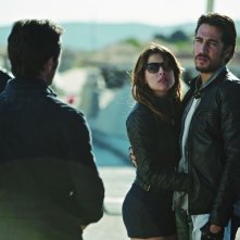 Adriana Ugarte con Alberto Ammann in una scena di Combustión