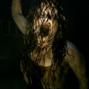 La casa: un'agghiacciante immagine del film