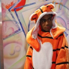 Community: Donald Glover nell'episodio Paranormal Parentage