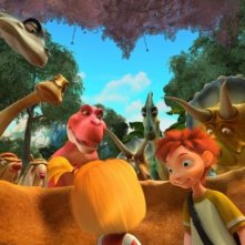 Dino e la macchina del tempo: i tre ragazzini protagonisti del viaggio nel tempo in una scena