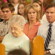 At Any Price - Zac Efron con Dennis Quaid e Kim Dickens