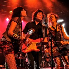 Manon Charmelot, Jules Sitruk e Marie-Eve Musy in Bob et les Sex Pistaches