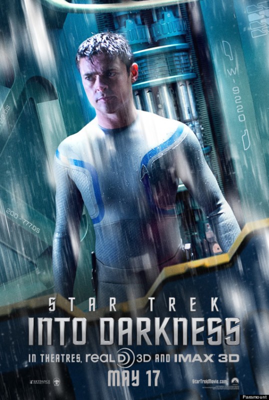 Star Trek Into Darkness Character Poster Per Karl Urban 273054