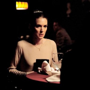 Winona Ryder è Deborah Kuklinski nella biopic criminale The Iceman