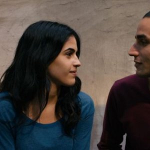 Omar: il protagonista Adam Bakri in una scena del film con Leem Lubany