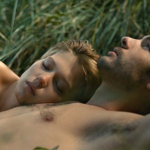 Grand Central: Tahar Rahim e Léa Seydoux in una sensuale scena del film