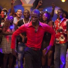Grigris: Souleymane Démé danza in una scena del film