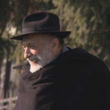 Slow Food Story: Carlo Petrini in una scena del documentario