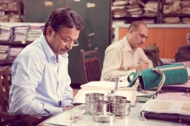 The Lunchbox: Irrfan Khan in una scena del film