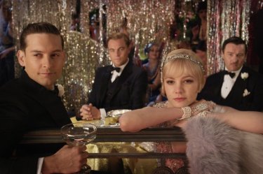 Il grande Gatsby: Tobey Maguire con Carey Mulligan, Joel Edgerton e Leonardo DiCaprio