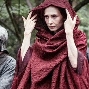 Il trono di spade: Carice van Houten in una scena dell'episodio The Climb