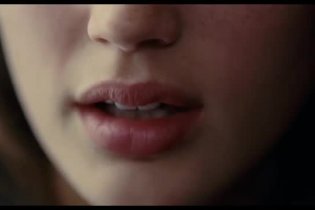 Teaser Trailer - Jeune et jolie