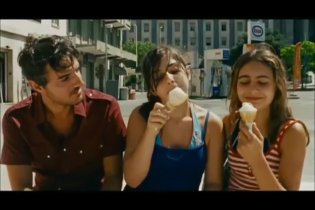 Clip 'Trenta euro o niente' - Bellas Mariposas