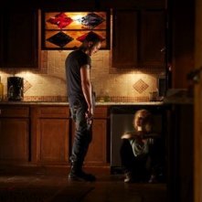 Luke Evans con Adelaide Clemens nel thriller-horror No One Lives, del 2013