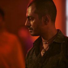 Monsoon Shootout: Nawazuddin Siddiqui in una scena del film