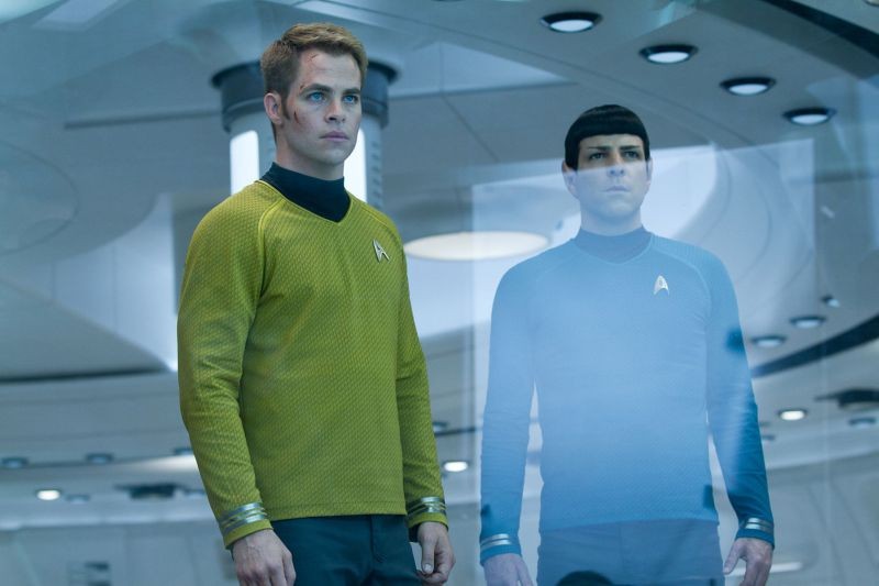 Zachary Quinto Insieme A Chris Pine In Una Scena Di Into Darkness Star Trek 274247