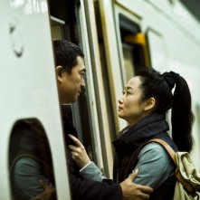 A Touch of Sin: Zhao Tao in una scena del film insieme al suo amato Jiayi Zhang