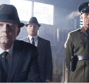 Fringe: Michael Kopsa in un momento dell'episodio The Bullet That Saved The World