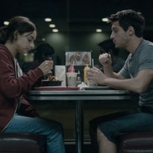 Sarah préfère la course: Sophie Desmarais e Jean-Sébastien Courchesne in una scena