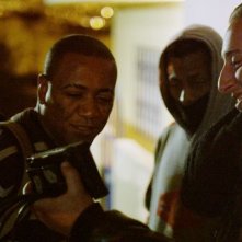 Après la nuit: il regista Basil da Cunha sul set con gli attori