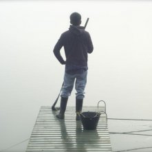 L'Eté des poissons volants: Roberto Cayuqueo di spalle in una scena del film