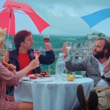 La fille du 14 juillet: il protagonista Vincent Macaigne in una scena del film con Grégoire Tachnakian