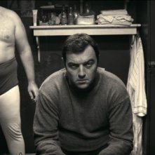 Nos héros sont morts ce soir: Denis Menochet in una scena del film