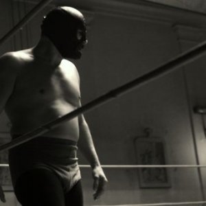 Nos héros sont morts ce soir: il protagonista Denis Ménochet in una scena del film