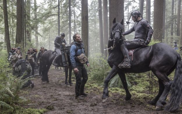 Dawn Of The Planet Of The Apes Jason Clarke E Andy Serkis In Una Foto Del Set 274994