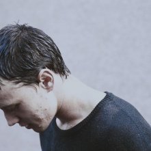 For Those in Peril: George MacKay in una scena del film nei panni di Aaron