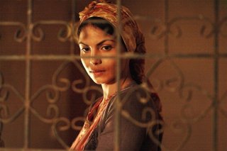 Homeland: Zineb Obeid in una scena del film