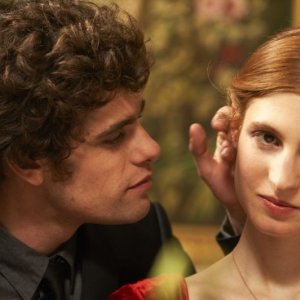 Quando meno te lo aspetti: Agathe Bonitzer e Arthur Dupont in una romantica scena