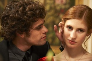 Quando meno te lo aspetti: Agathe Bonitzer e Arthur Dupont in una romantica scena