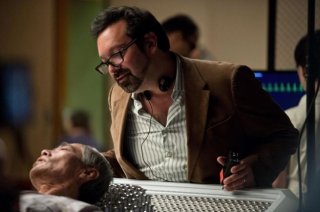 Wolverine: l'immortale - il regista James Mangold sul set insieme a uno dei suoi interpreti