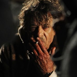 Ti ho cercata in tutti i necrologi: Giancarlo Giannini in una scena