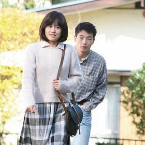The Drudgery Train:  Mirai Moriyama e Atsuko Maeda in una scena del film