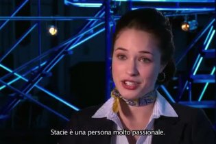 Featurette 'Stacie' - Voices