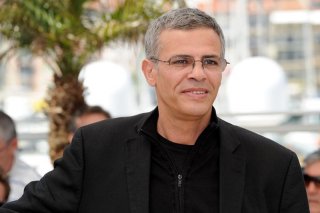 La vie d'Adele: il regista Abdellatif Kechiche durante il photocall di Cannes 2013