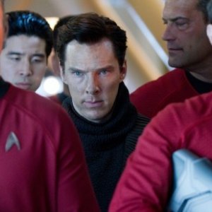 Il villain interpretato da Benedict Cumberbatch si confonde tra la folla in Star Trek Into Darkness
