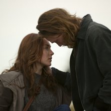 Saoirse Ronan con Caleb Landry Jones nel vampiresco 'Byzantium' del 2013